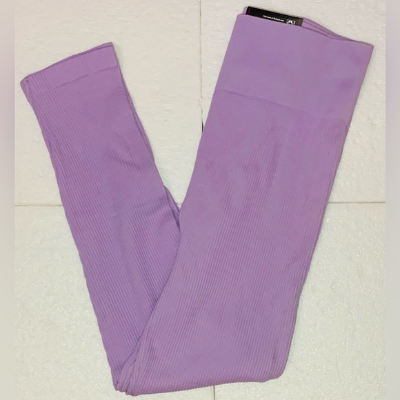 No Boundaries Pants - Seamless leggings high rise ankle lenght XL Juniors Women’s No Boundaries Purple